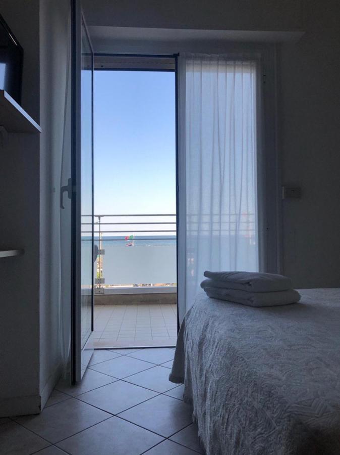 קרביה Hotel Alda מראה חיצוני תמונה