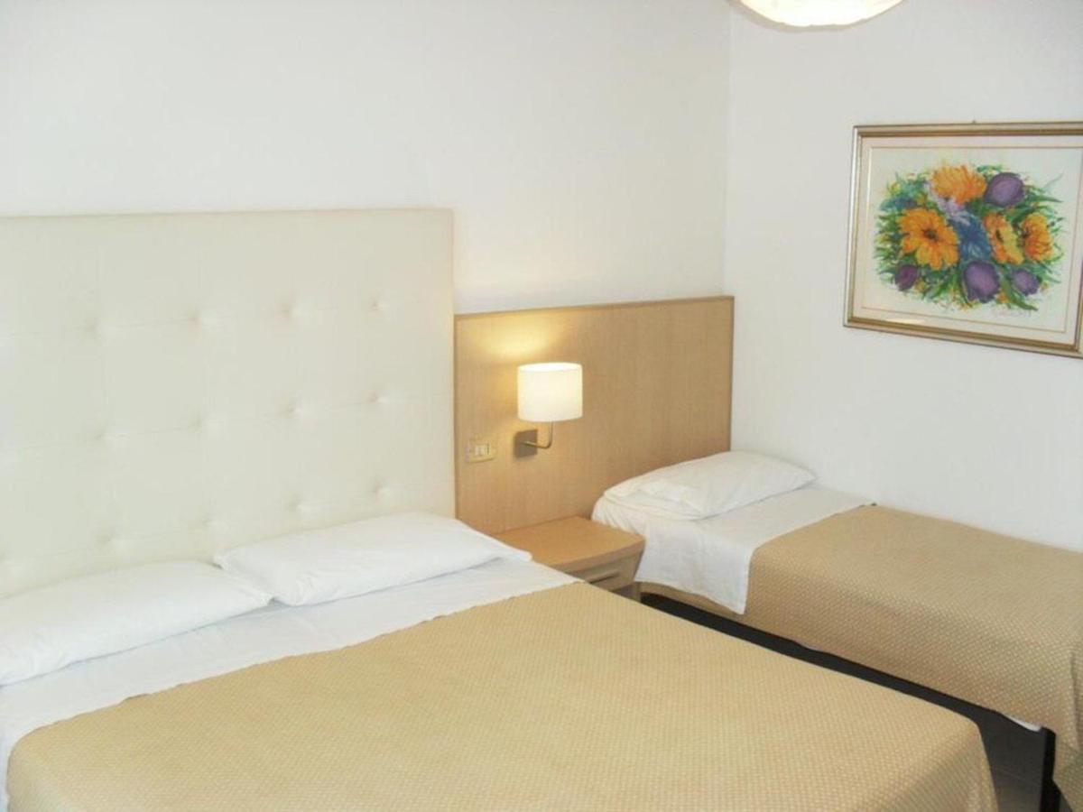 קרביה Hotel Alda מראה חיצוני תמונה