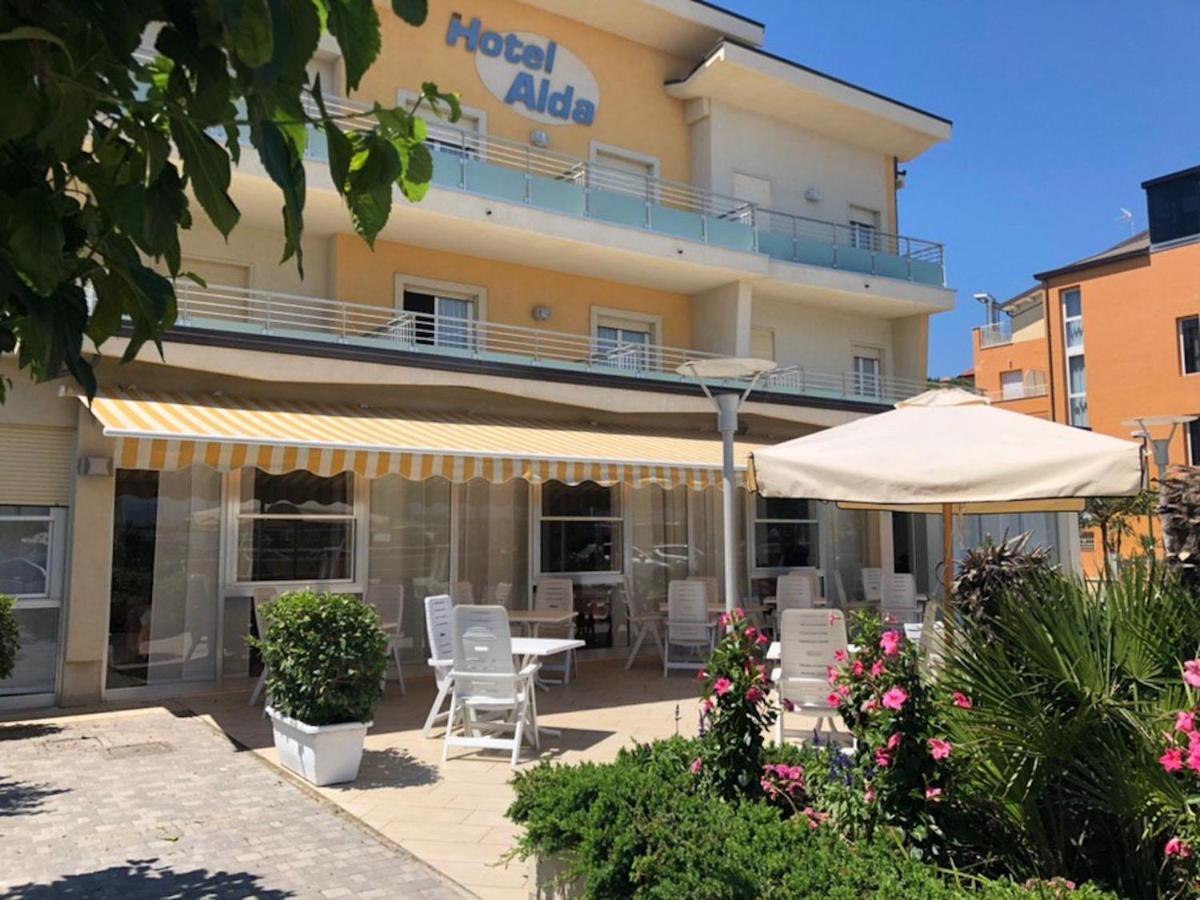 קרביה Hotel Alda מראה חיצוני תמונה