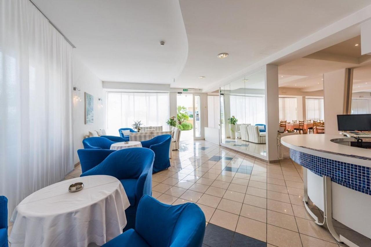 קרביה Hotel Alda מראה חיצוני תמונה