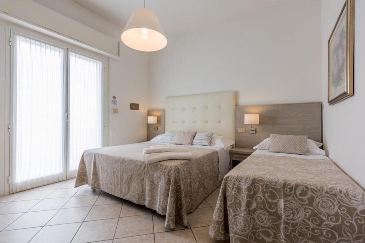 קרביה Hotel Alda מראה חיצוני תמונה